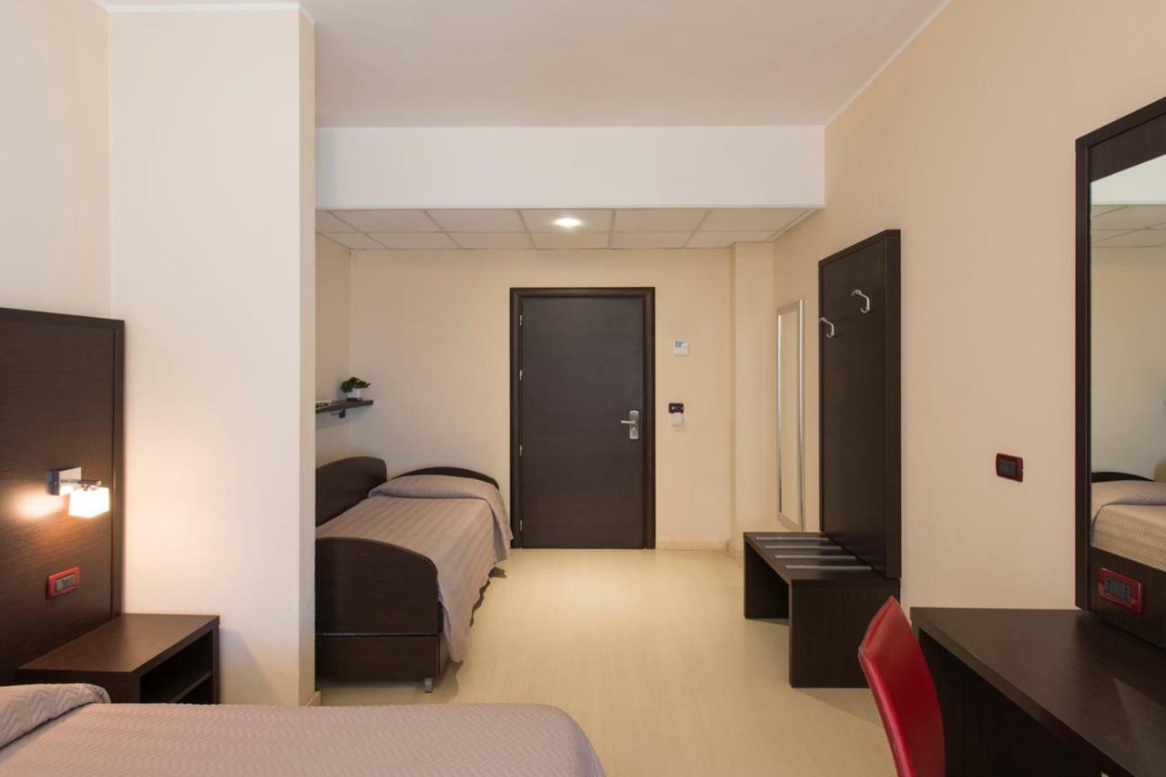 Grand Hotel Adriatico Montesilvano Marina Exteriér fotografie