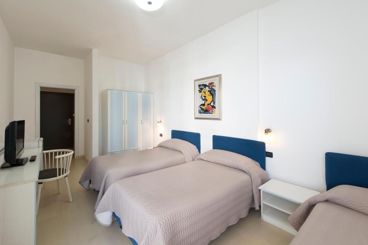 Grand Hotel Adriatico Montesilvano Marina Exteriér fotografie