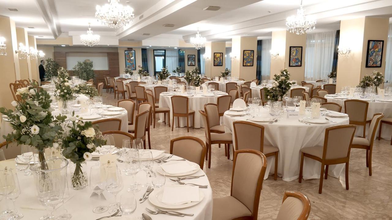 Grand Hotel Adriatico Montesilvano Marina Exteriér fotografie